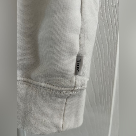 ARITZIA TNA The Perfect Crew - Small - Picture 3 of 3